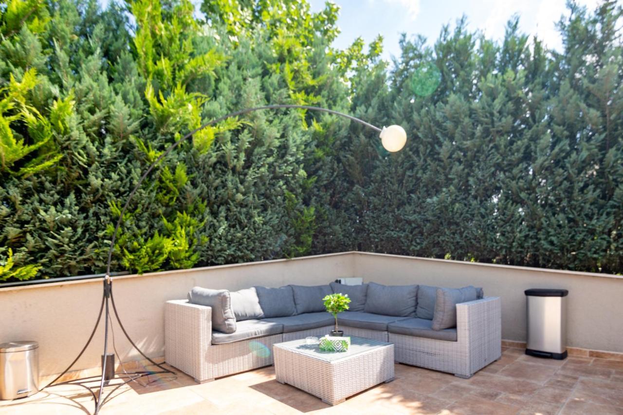 Kubiq Residence Giarmata Dış mekan fotoğraf
