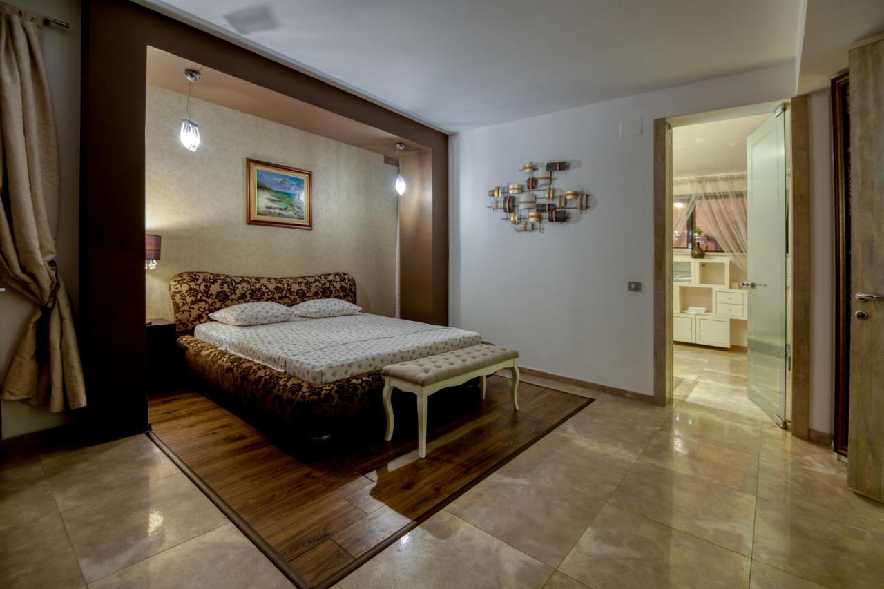 Kubiq Residence Giarmata Dış mekan fotoğraf