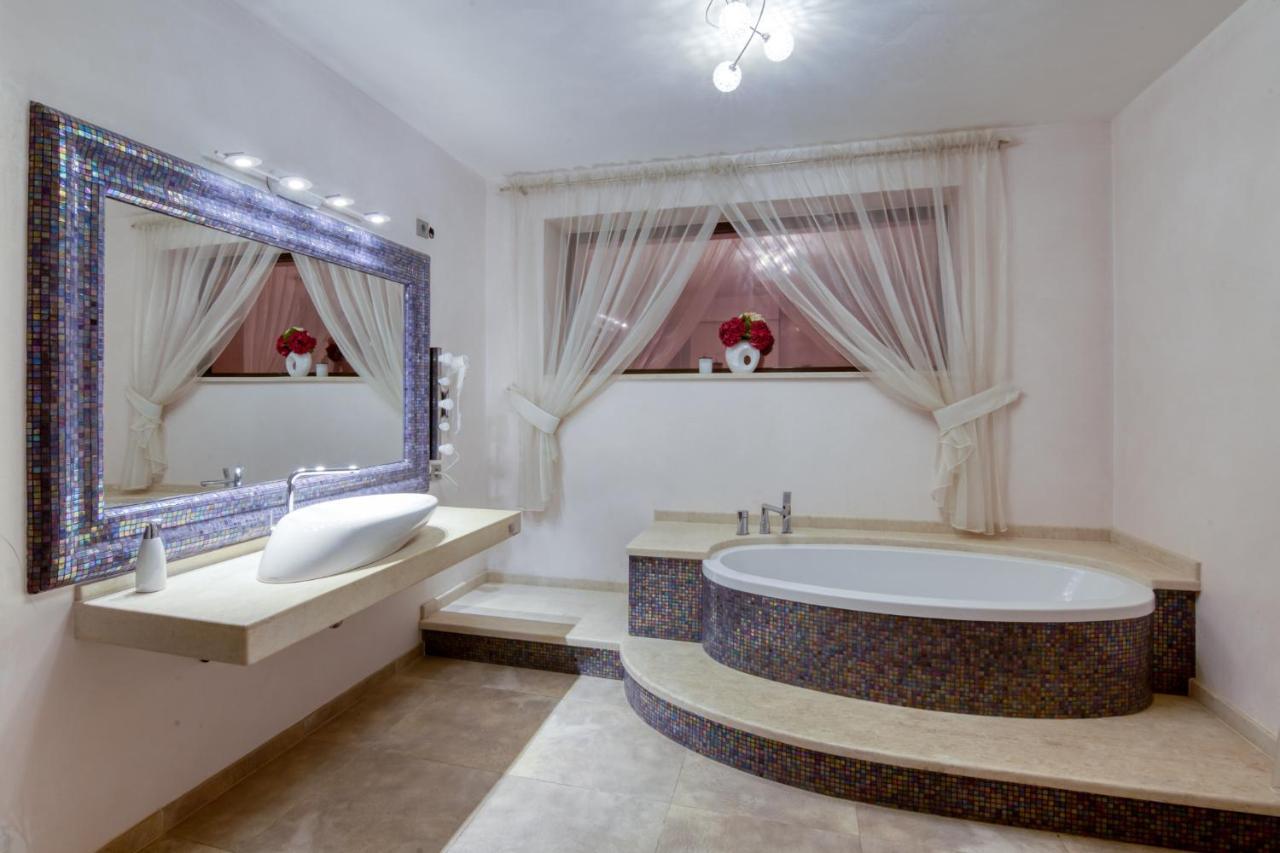 Kubiq Residence Giarmata Dış mekan fotoğraf