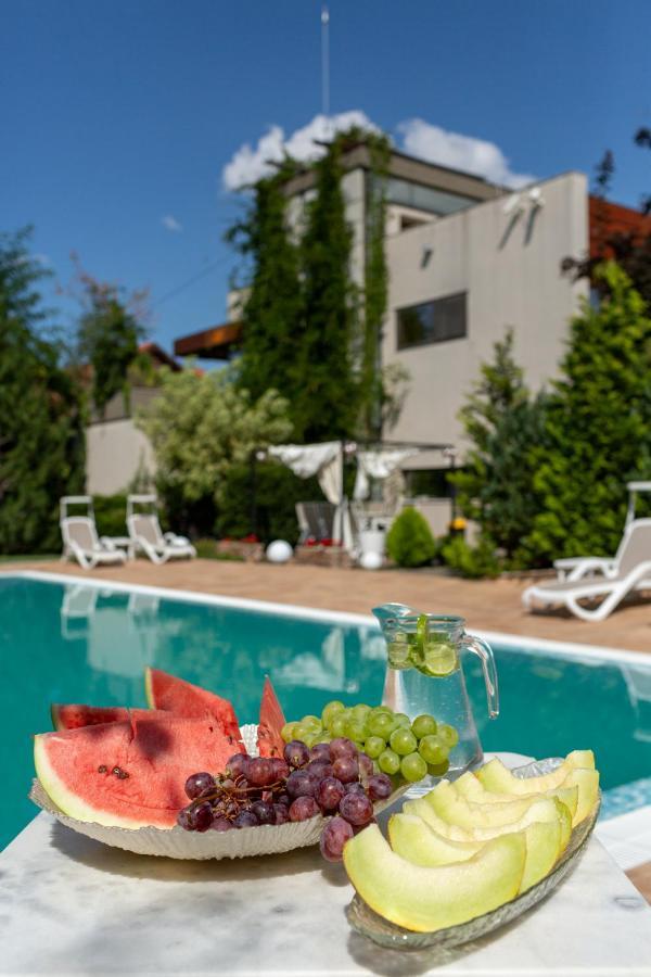 Kubiq Residence Giarmata Dış mekan fotoğraf