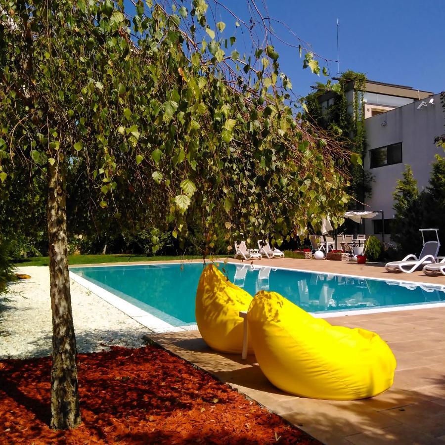 Kubiq Residence Giarmata Dış mekan fotoğraf