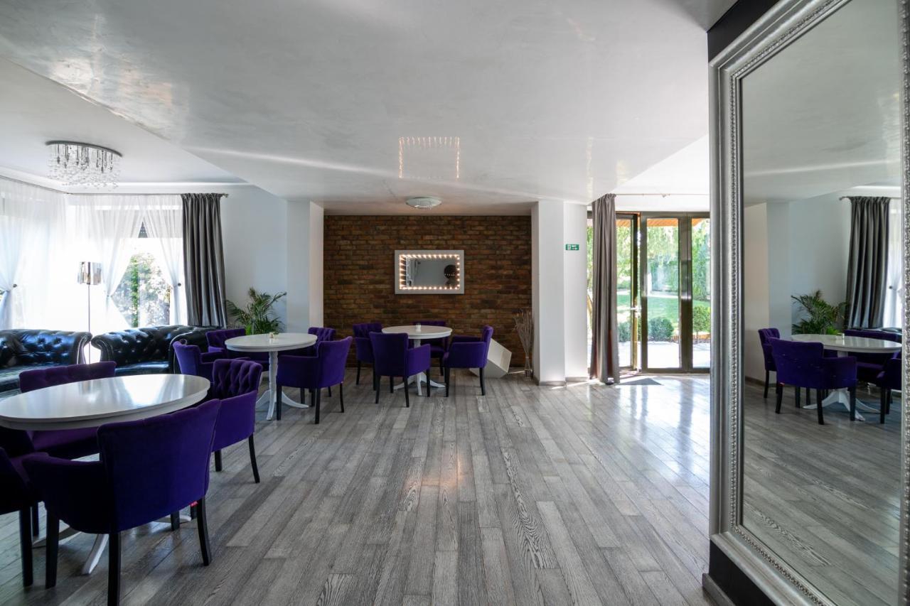 Kubiq Residence Giarmata Dış mekan fotoğraf