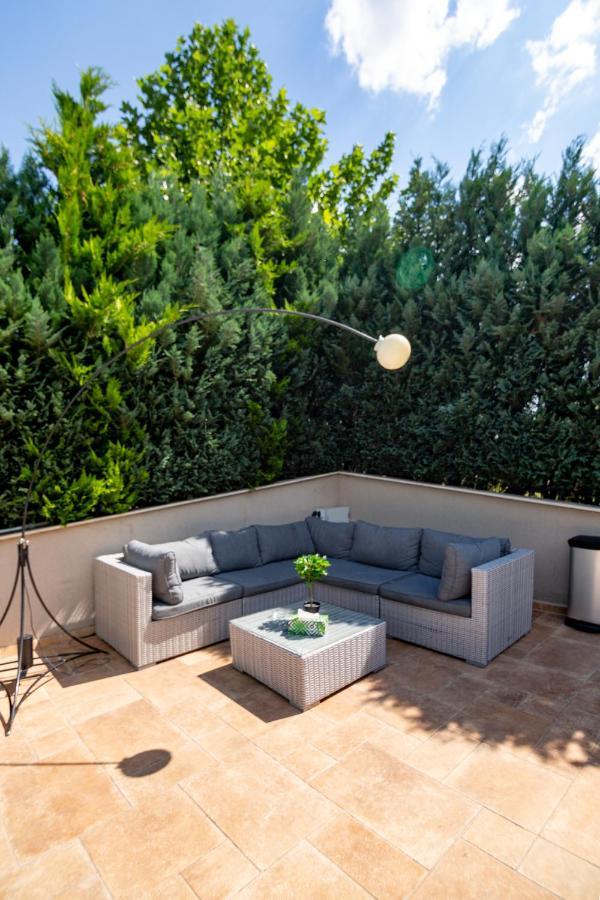 Kubiq Residence Giarmata Dış mekan fotoğraf