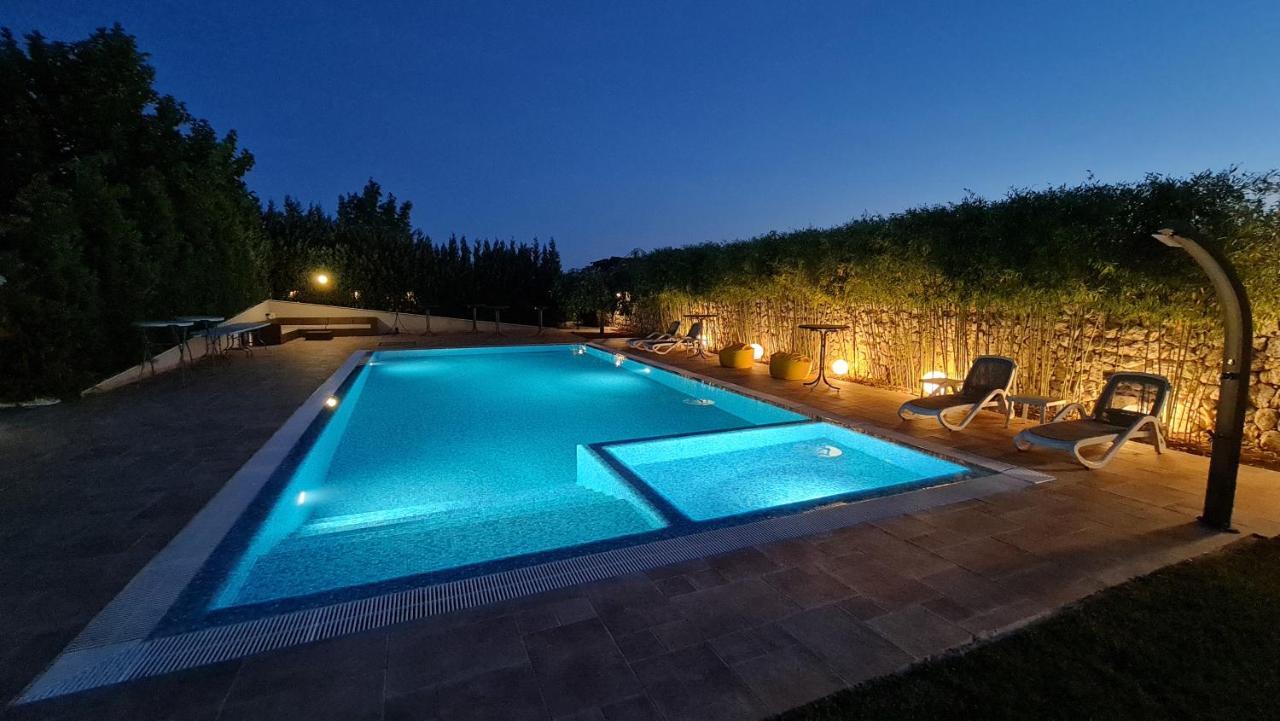 Kubiq Residence Giarmata Dış mekan fotoğraf